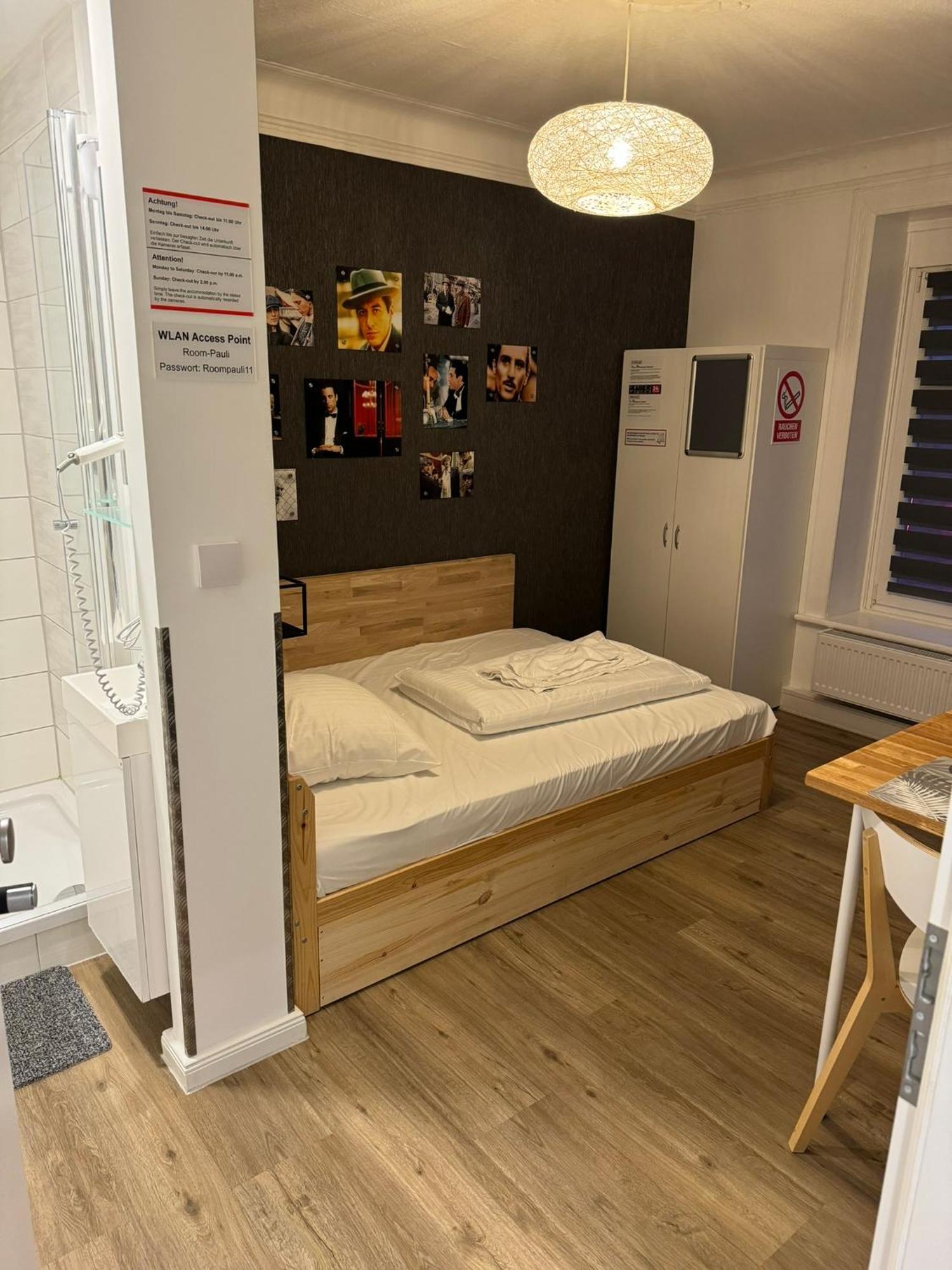 Room Pauli Hamburg Bagian luar foto